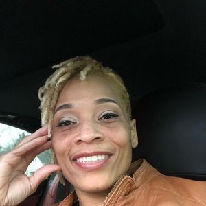 Meet your Posher, Natasha